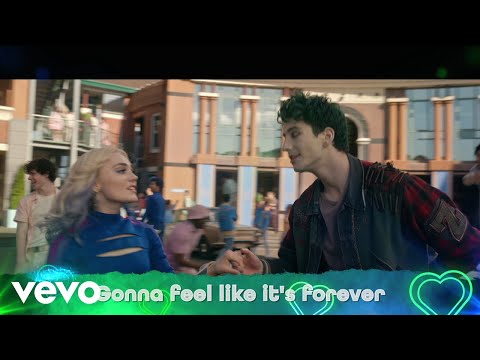 ZOMBIES – Cast - Legends In The Making (From "ZOMBIES 4: Dawn of the Vampires"/Sing-Along)