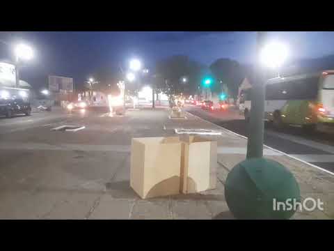 Avenida Tomaz Rebelo piripiri pi toda iluminada Natal do sonho 2025