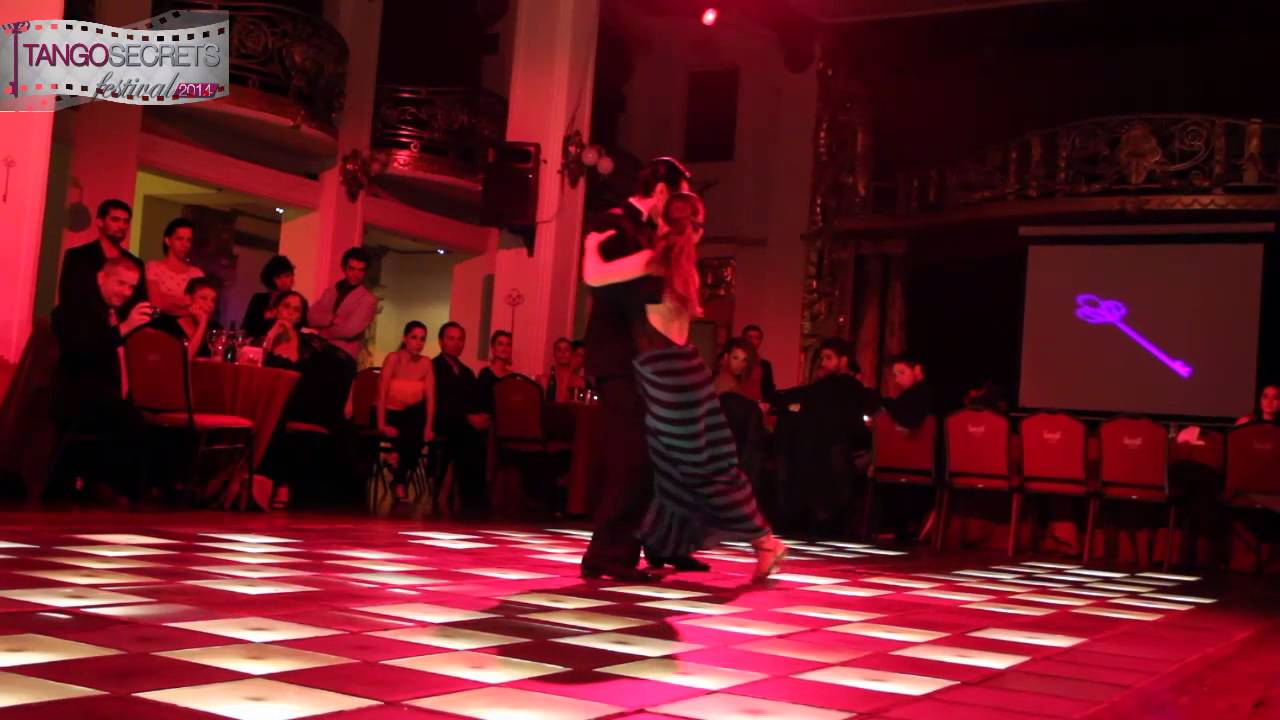 CAROLINA BONAVENTURA Y JULIO ALTEZ en el Tango Secrets Festival 2014 01