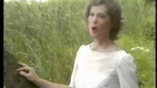 Mary O&#39;Hara - Down by the Salley Gardens