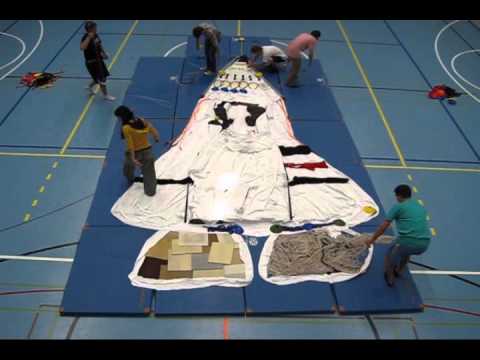 How to build a Space Shuttle in One Minute   Verkehrte Welten   G4g