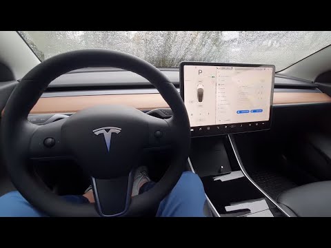Tesla Model 3 2020 Screen Review