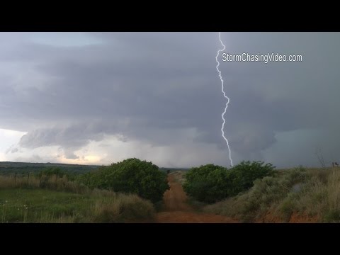 Hollis, OK Intense Lightning & Supercell footage - 05/13/2016
