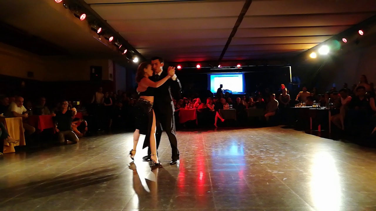 Nazareno Tozzi & Estrella La Vía - "Jugando Jugando"