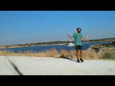 steady (xinobi ft vaarwell)  🌊☀️  we travel light w hummingbird waves