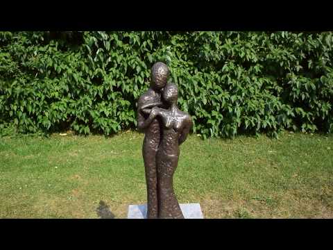 Bronzen koppel liefdespaar tuinbeeld | Bronzen Beelden Winkel