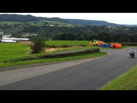"HD" Guy Martin Destroys Olivers Mount Rivals 2012