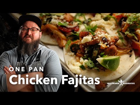 Easy One Pan Chicken Fajitas for Busy Nights
