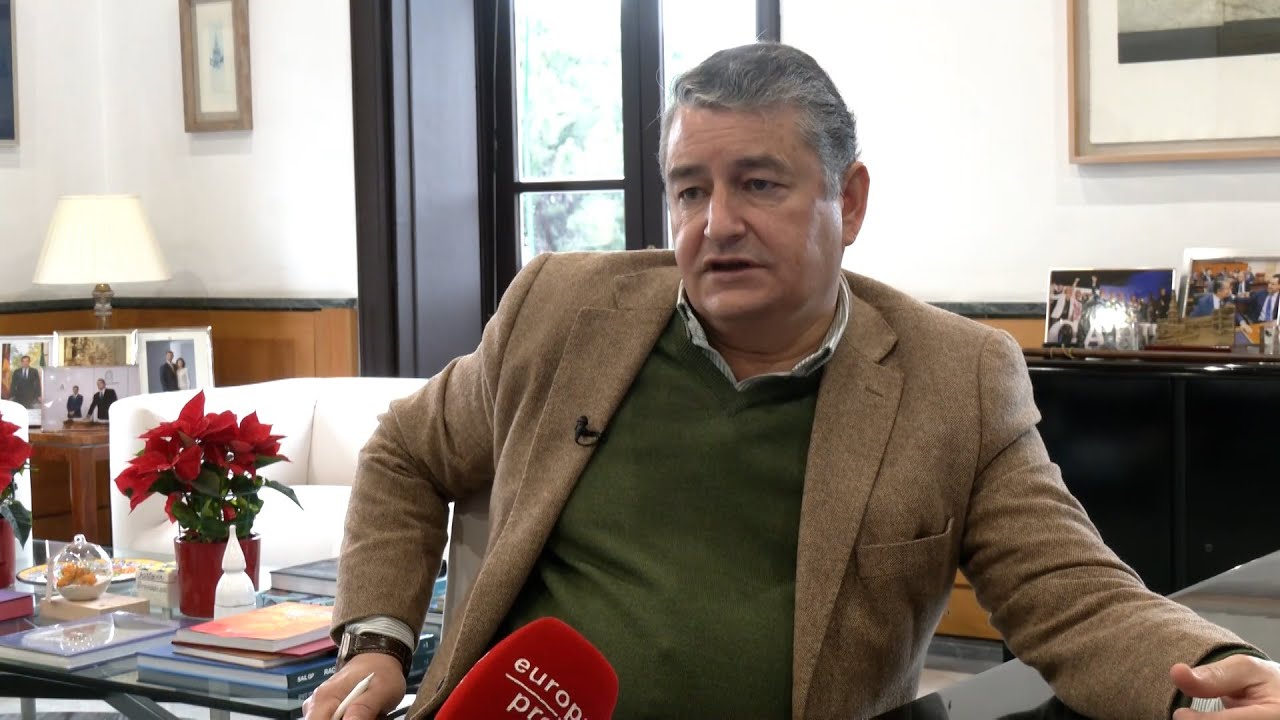 La Junta de Andalucía modernizará las delegaciones territoriales, sin aumento de la mismas