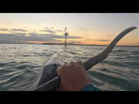Sunrise paddle - Epic V7 surfski