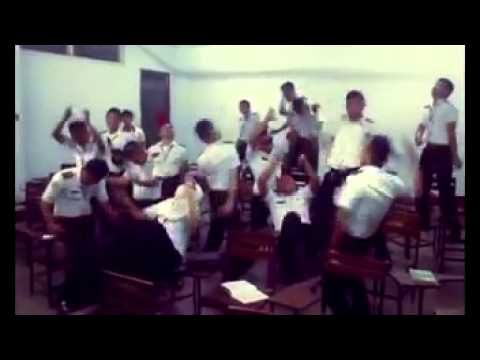 FOXTROT "harlem shake"