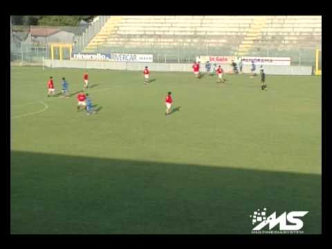 Servizio Scuola calcio Padre Pio 2011 Finale provinciale Esordienti  5-3.wmv