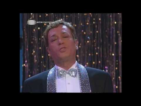 Reencontro de Simone de Oliveira e António Calvário - "Ninguém foge ao seu destino"