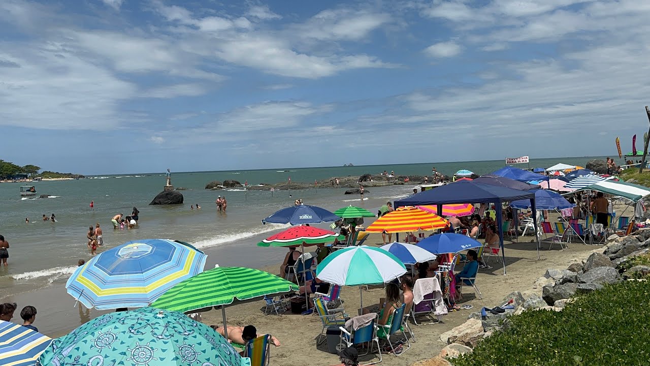 Praia do Grant Barra Velha SC. Dia 05.01.2025