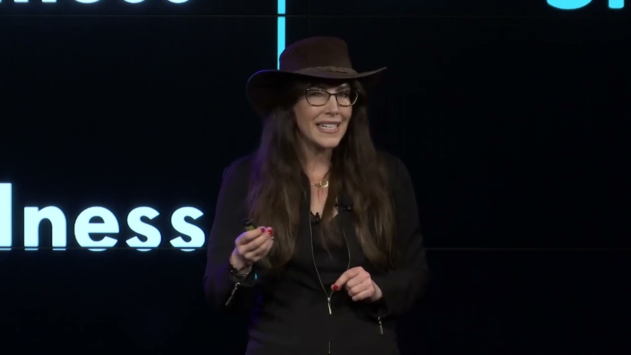 Marcy Axelrod on stage