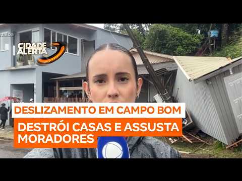 Campo Bom: Barranco cede e casa desaba no meio da rua
