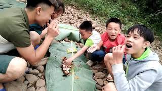 preview picture of video 'Câu cá bờ sông vô tình vớ được cá khủng / TKQ vlog'