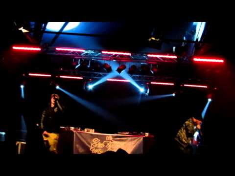 ENSI TUTTI CONTENTI FEAT SALMO LIVE @ LEONCAVALLO MILANO ETUS  21-12-2012