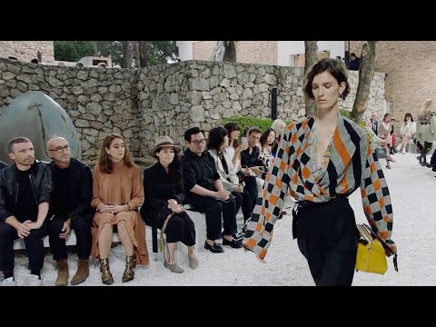 Louis Vuitton | Cruise 2019 | Full Show