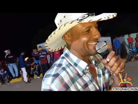 Ali González  El Metralleta  - Lo Que Me Pasó En La Pascua