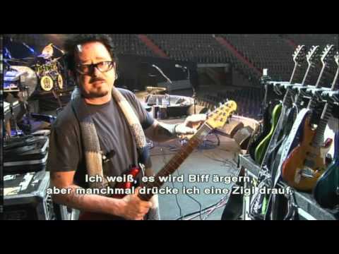 Steve Lukather shows his Music Man guitars ( Interview from Falling In Between 2007 )