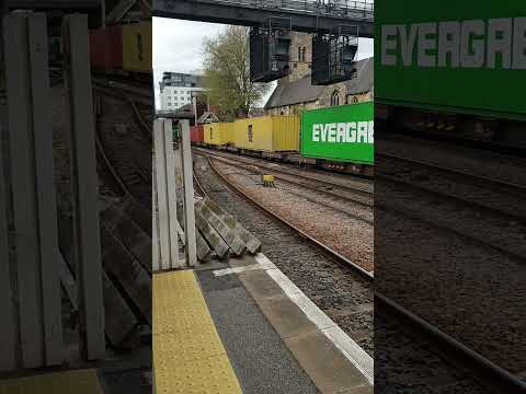 66068 thrashing through lincoln central #train #class66