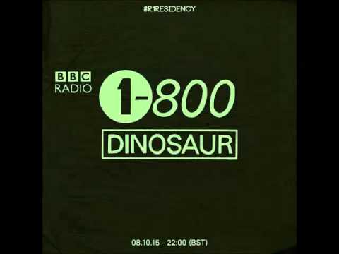 A écouter en préparant Tajine de poulet aux coings et aux amandes