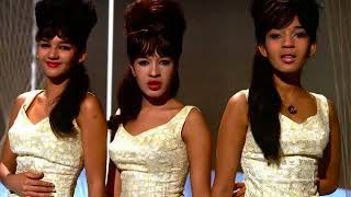 The Ronettes &quot;Walking In The Rain&quot; 1964 Stereo My Extended Version!