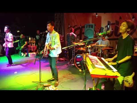 BRENDO BAND VS KHAIRAT KDI (DI MASUK CINTA) LIVE CONSER