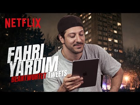 Dogs of Berlin | Fahri Yardim beantwortet Tweets | Netflix