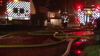 preview picture of video '1/07/13 - Milwaukie Or - House Fire - 2500 Block SE Laurel St'