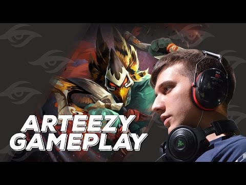 Arteezy playing Huskar (Gameplay)