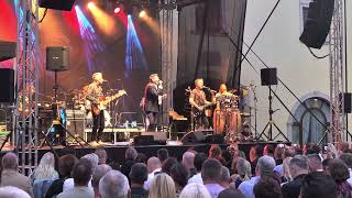 Tony Hadley - Only When You Leave (Live in Zámok Šimák - Slovakia)