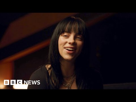Billie Eilish採訪。在公共場合長大是一種 "傷痛的經歷" - BBC新聞 (Billie Eilish interview: Growing up in public a 'bruising experience' - BBC News)