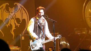 The Hollywood Vampires- I got a line on you