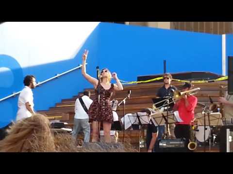 Mrs McQuade and The MK Groove Orchestra Pt 06 34th Street Penn Station Plaza Partnership