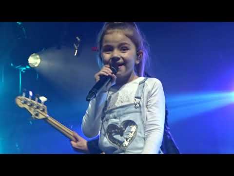Kids United NG  - Les lacs du Connemara (Zenith de Toulouse)