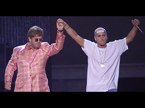 Videoclip de Stan (Live At 43rd Grammy Awards) — Eminem
