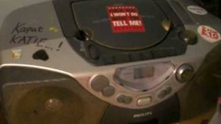 How to find the &quot;Lullabye&quot; (hidden/bonus) track on Fall Out Boy&#39;s new Folie a Deux.