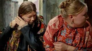 Отрывок из фильма "Женитьба Бальзаминова". "Лютики-цветочки"