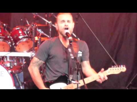 La Chicane - Calvaire/Juste pour voir le Monde/Tu M'manques (Live @ Festival d'été de Québec)