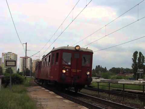 Historical M131.1125 "Magda" [Mim. Os 31131] passing Košice predmestie stop