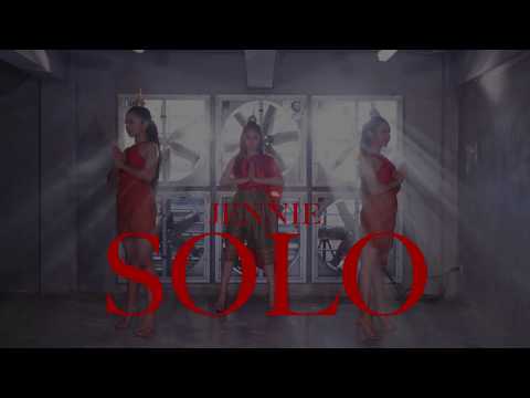 [KPOP CHALLENGE] JENNIE - ‘SOLO’ Dance Cover by crystal&get From Thailand