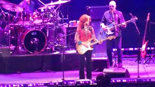 Love Sneaking Up On You-Bonnie Raitt