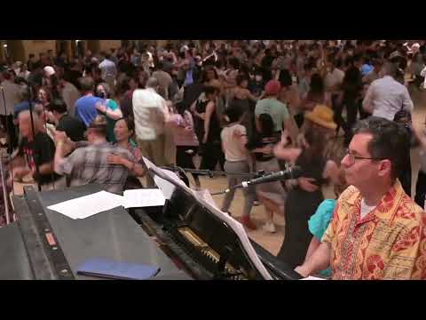 Craig Gildner Big Band - Lindy Hopper's Delight