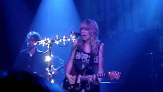 Ladyhawke - Better Than Sunday (live 16th Sept 2009 NYC)