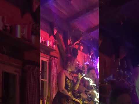 Leonore Bartsch Live Berlin 9