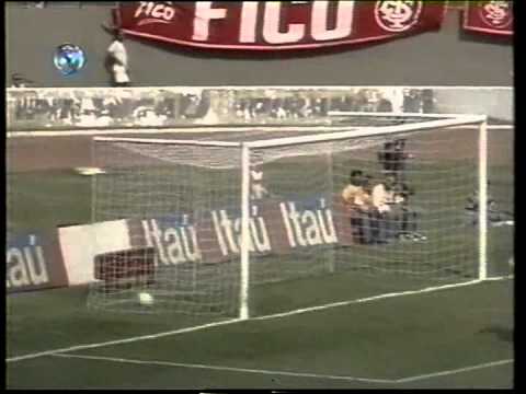 Internacional 2 x 2 Bragantino - Campeonato Brasil...