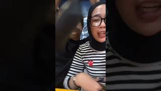Download lagu This is totally Bi Indy's favorite shirt #jurnalrisa #risasaraswati #nickoirham #indyratna mp3 Download lagu This is totally Bi Indy's favorite shirt #jurnalrisa #risasaraswati #nickoirham #indyratna mp3