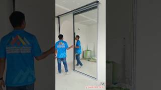 ชุดประตูบานเลื่อนแบบสลิมติดรางบนฝ้าเพดาน